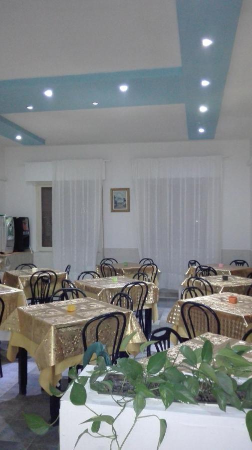 Hotel Villa Lorena 里米尼 外观 照片