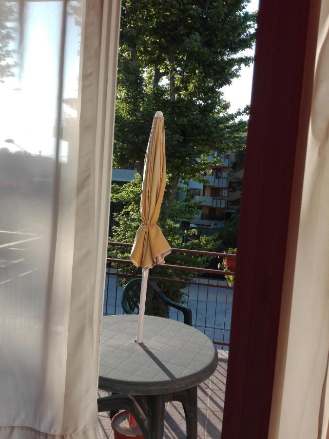 Hotel Villa Lorena 里米尼 外观 照片