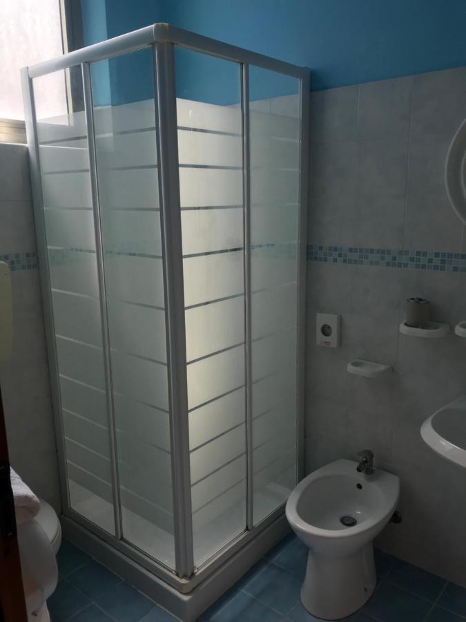 Hotel Villa Lorena 里米尼 外观 照片