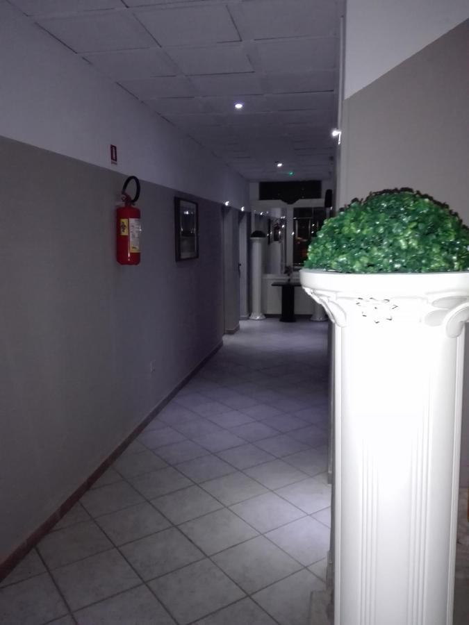 Hotel Villa Lorena 里米尼 外观 照片