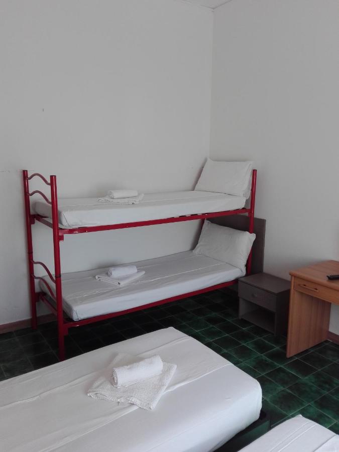Hotel Villa Lorena 里米尼 外观 照片